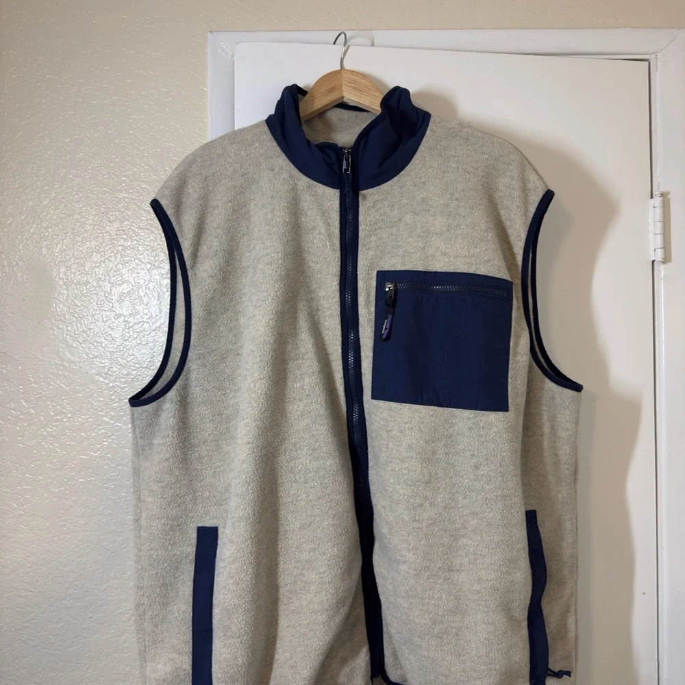 Patagonia Oatmeal and Blue Vest - Picture 1 of 3
